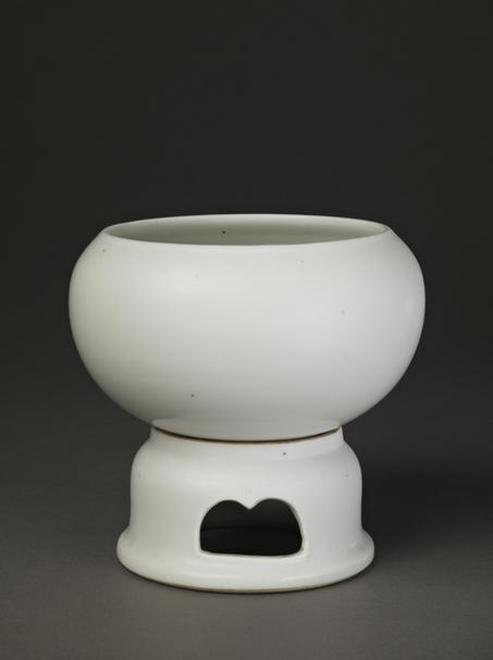 德化窑白釉钵式灯