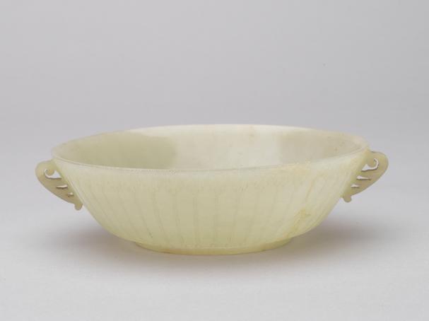 痕都斯坦青玉双耳菊瓣式洗