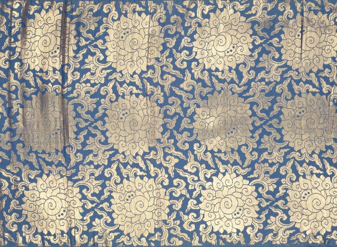 月白大蕃莲织金缎