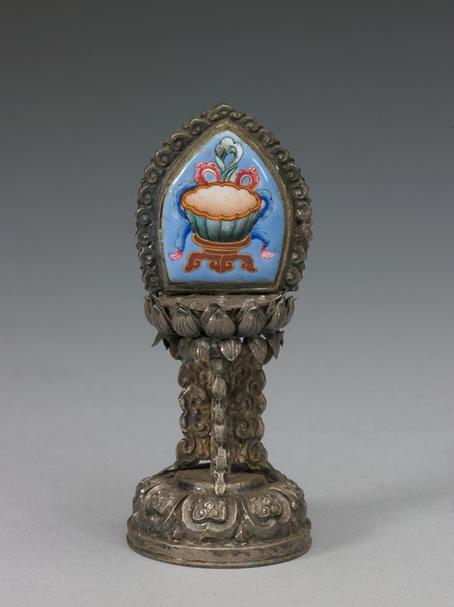 银胎嵌珐琅供养