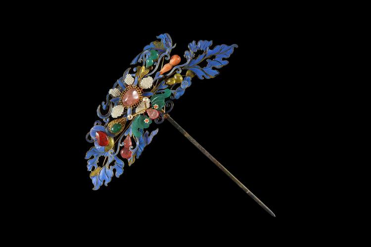 点翠镶料石葫芦蝠纹头花