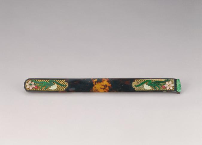 玳瑁镶珠石翠花扁方