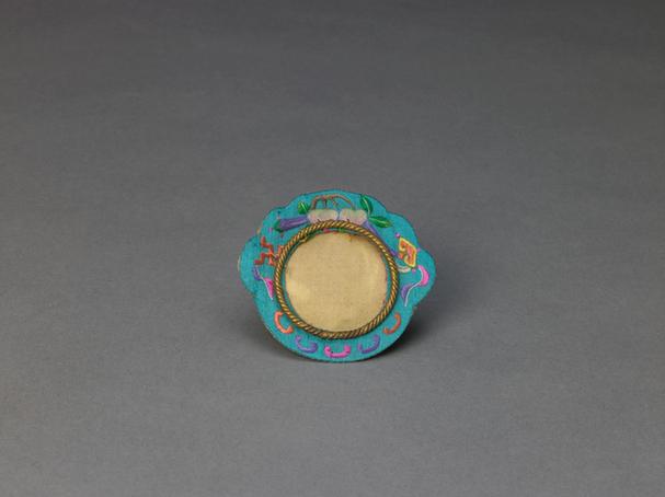 湖色缎绣万福寿如意纹活计-表套