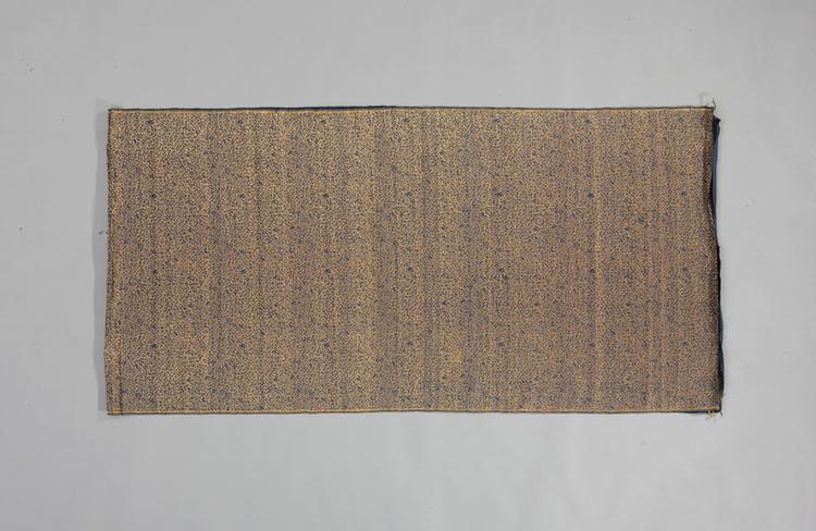 蓝色缠枝花鸟纹织金缎