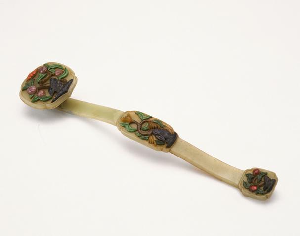 青玉嵌碧石蝠桃九九如意