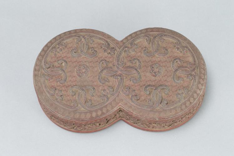 剔红锦纹双圆式盒