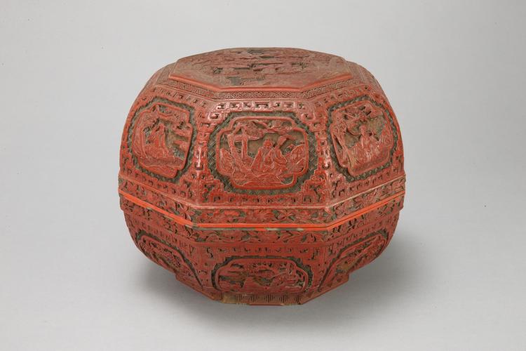 剔红八仙祝寿图八棱盒