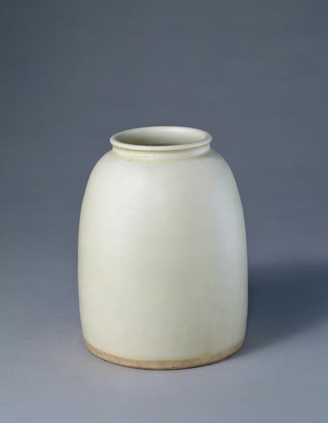 白釉罐