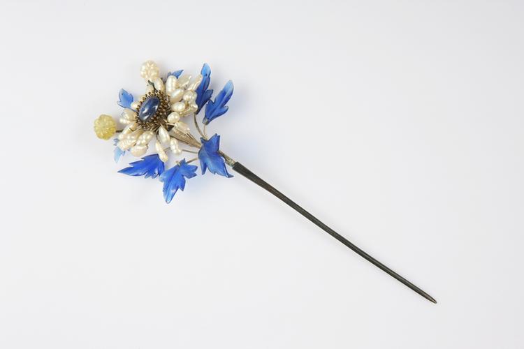 长珠花朵纹簪