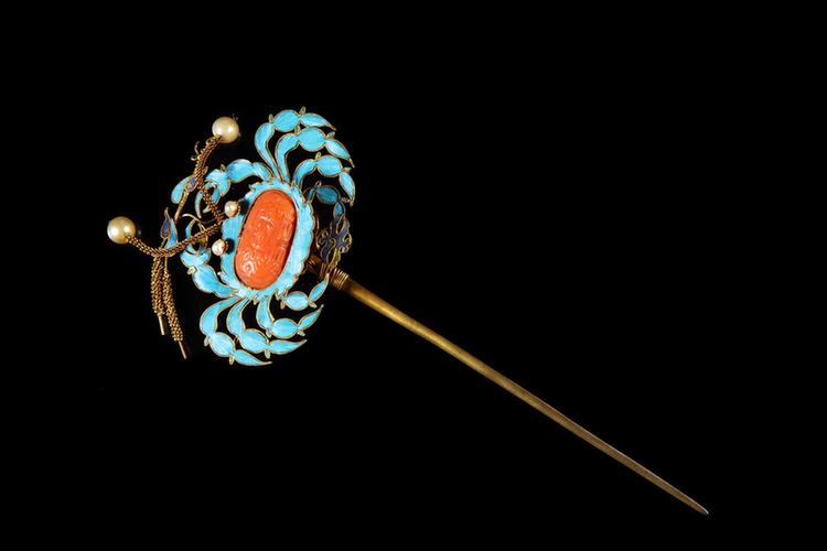 银镀金嵌珠珊瑚蟹纹簪