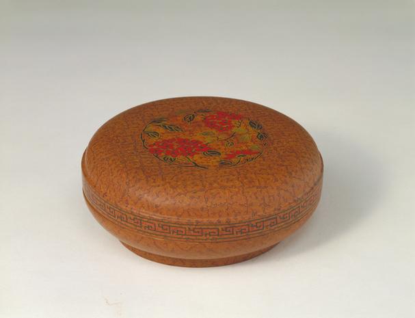 嘉靖款犀皮漆开光花卉纹圆盒