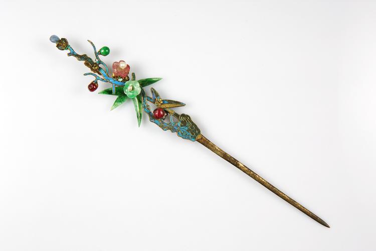 银镀金嵌珠翠梅竹纹头花