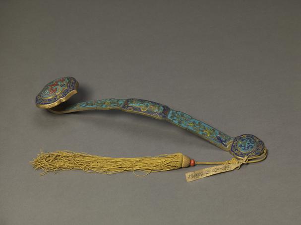 掐丝珐琅万福三多纹如意