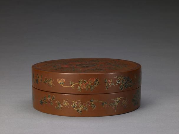 乾隆款戗金彩漆缠枝莲纹圆盒