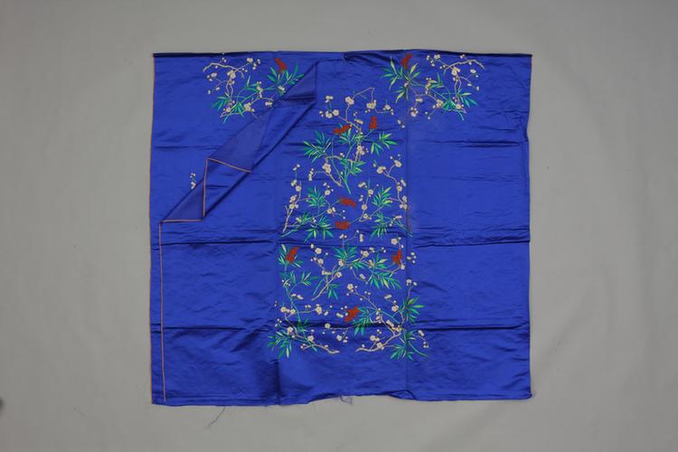 品蓝色缎绣浅彩缉米珠梅竹纹袍料