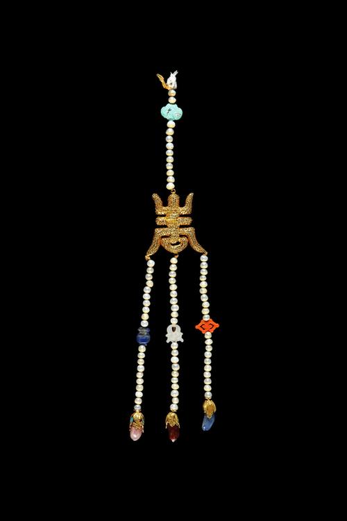 银镀金寿字纹流苏