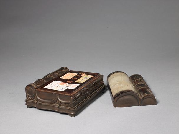 紫檀雕竹纹嵌玉书式盒