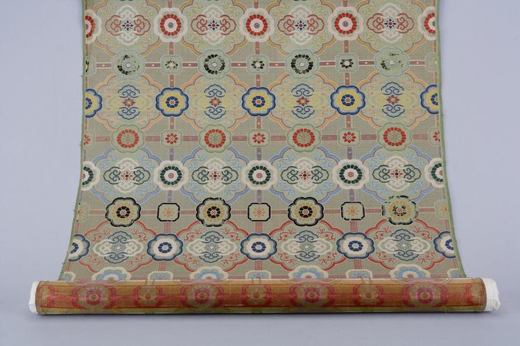 绿色地四合如意纹天华锦