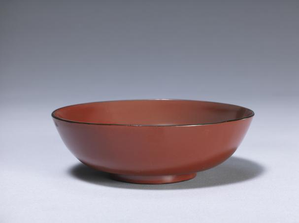 黑漆描金缠枝莲团锦纹成份餐具-酱色碟