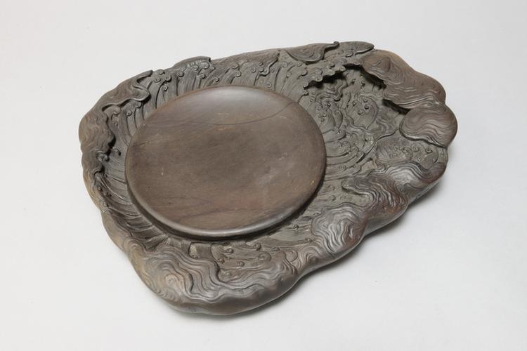 端石海天旭日砚