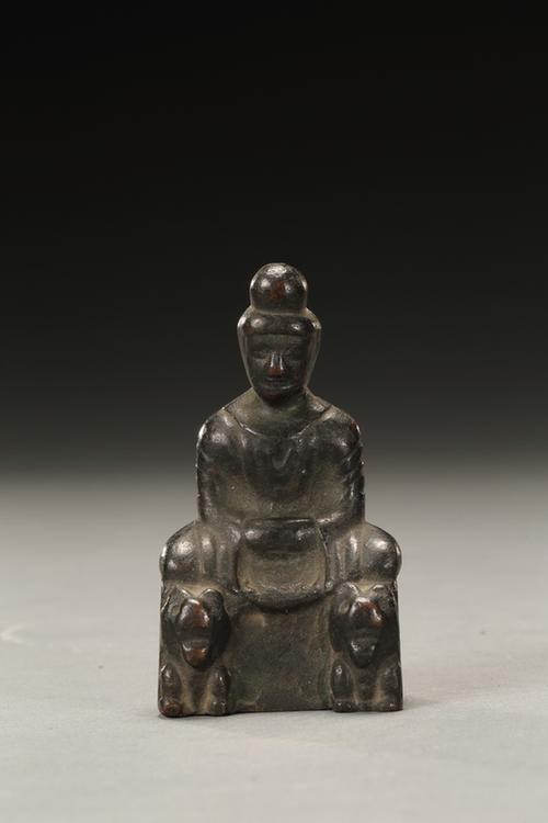铜禅定佛坐像