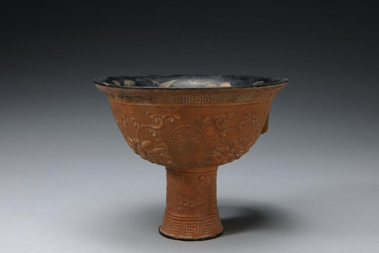 康熙款匏制团寿字勾莲纹高足碗