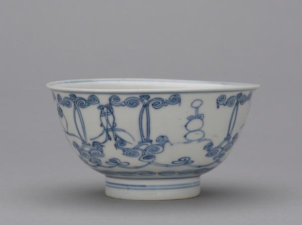 宣德款青花八宝梵文碗