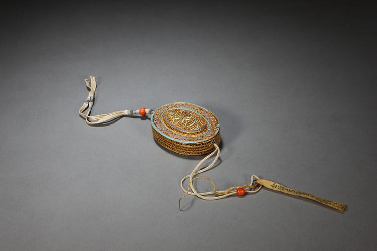 金累丝点翠花囊