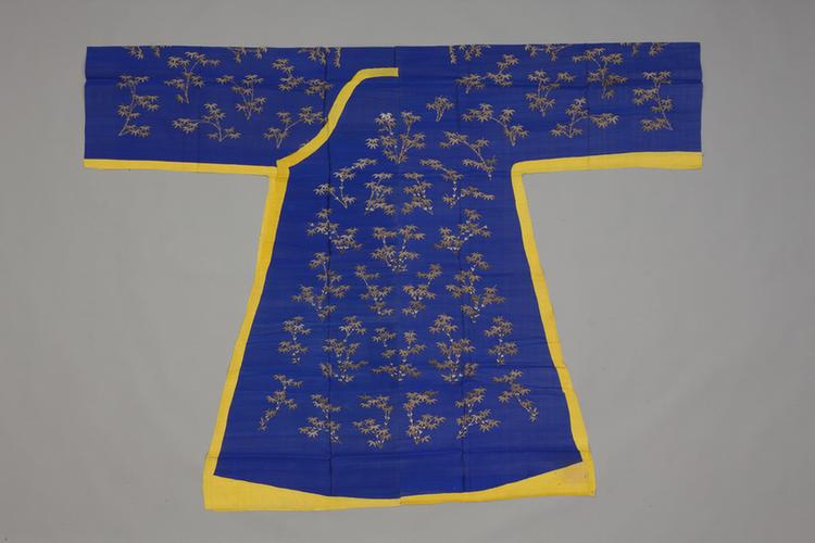 蓝色缂丝墨竹纹氅衣料