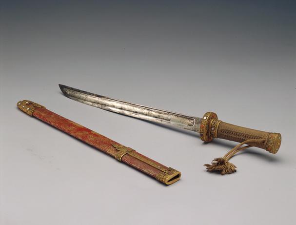 木嵌铜饰件柄鲨鱼皮鞘刀