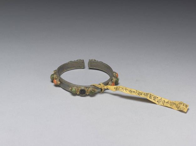 银镶珊瑚松石镯