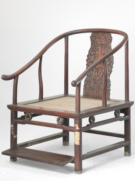 紫檀木雕寿字纹椅