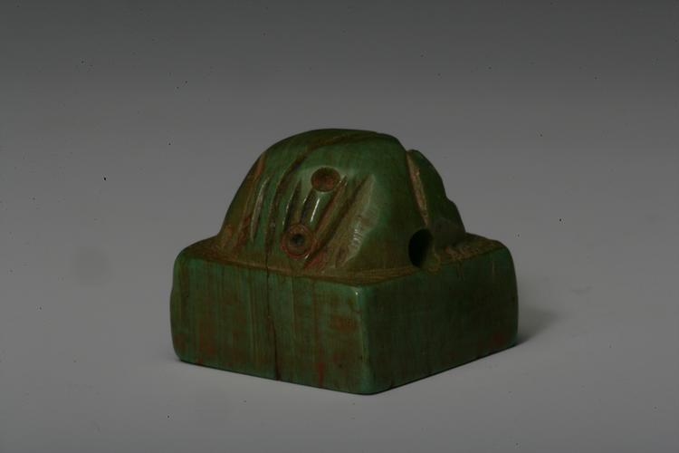 “焦育”熊钮铜印