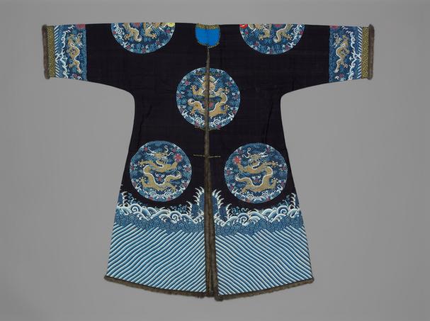 石青色缂丝八团万字彩云金龙纹夹龙褂