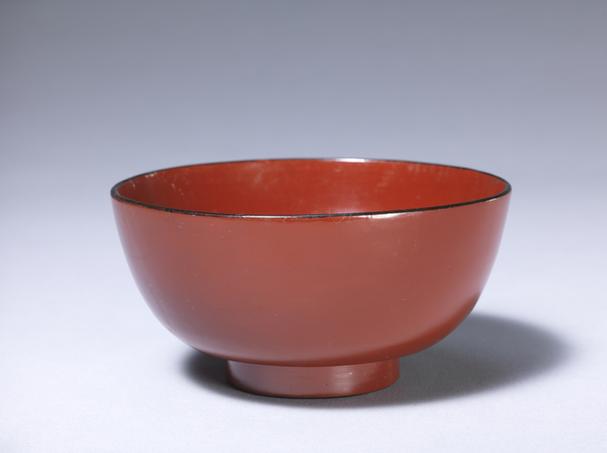 黑漆描金缠枝莲团锦纹成份餐具-酱色碗