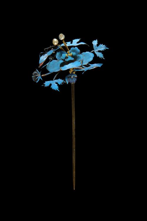 点翠花卉鸟蝶纹头花