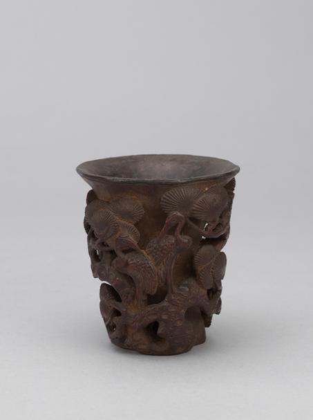 竹根雕松鹤纹杯