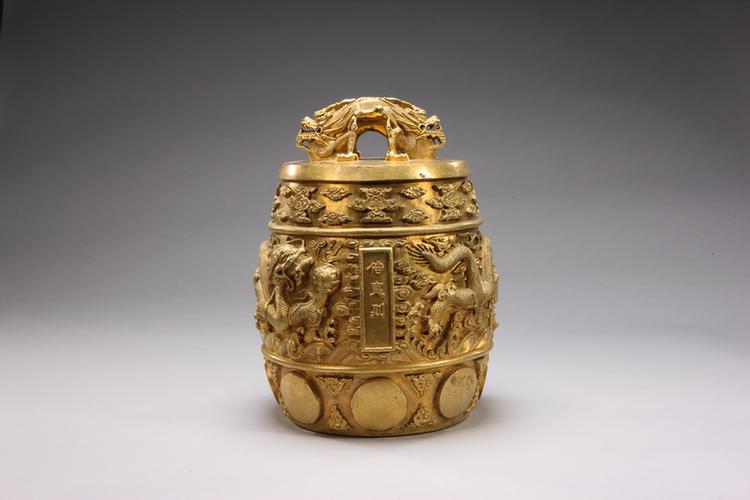 铜镀金双龙纽云龙纹编钟-倍夷则