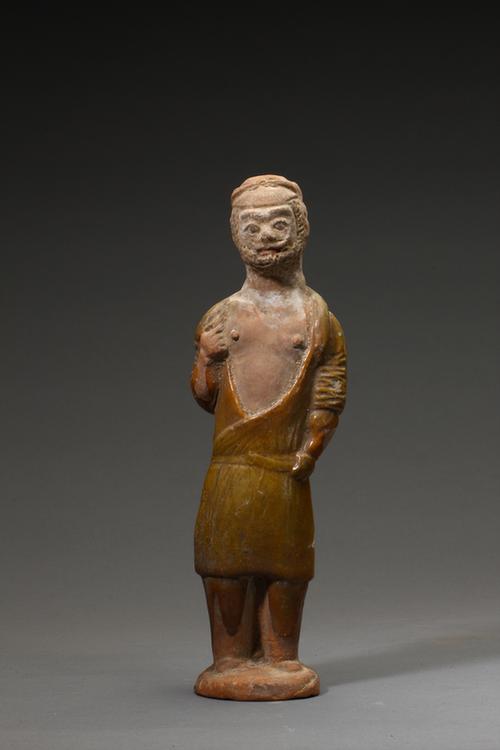 陶黄釉胡人俑