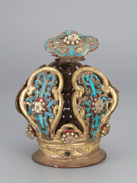 串玻璃花纹莲花冠