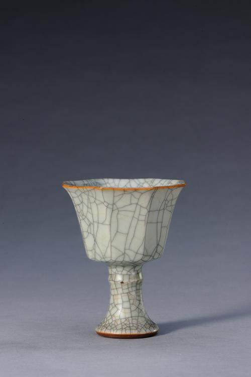 成化款仿哥釉八方高足杯