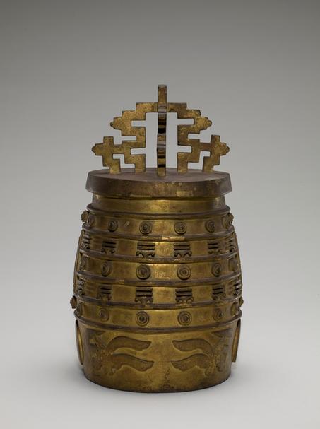 铜镀金镂空纽八卦纹小编钟-黄钟