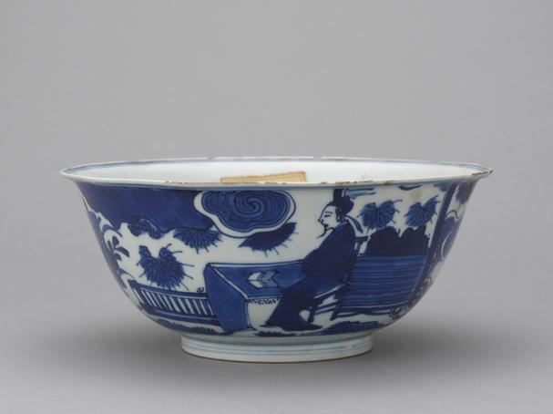 成化款青花人物图碗