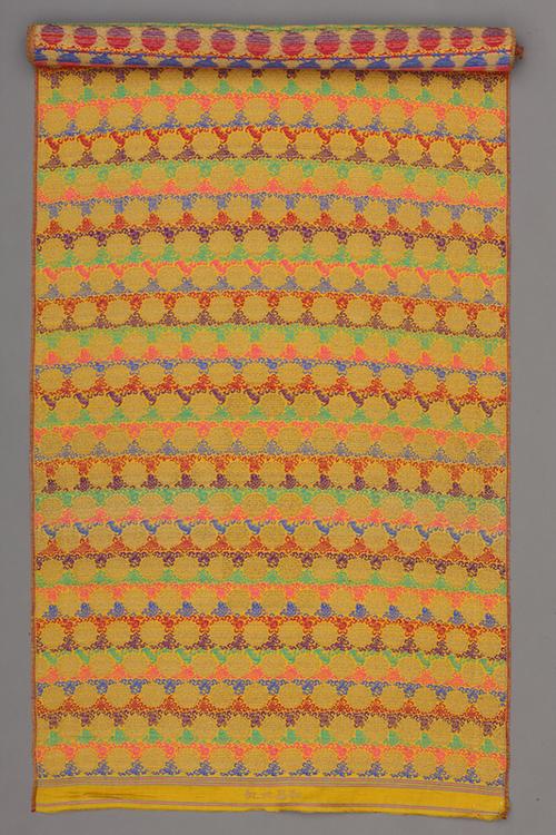 品蓝色地盘肠龟背纹织金锦