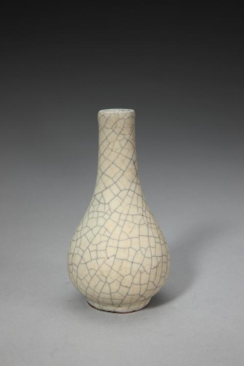 哥窑青釉胆式瓶