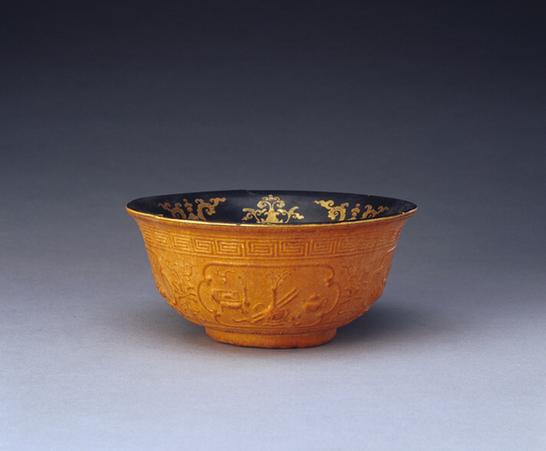 匏制开光博古图撇口碗