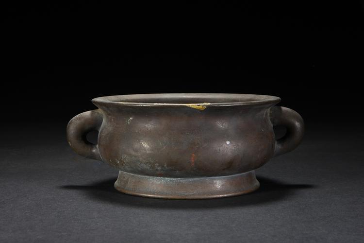 宣德款铜双耳炉