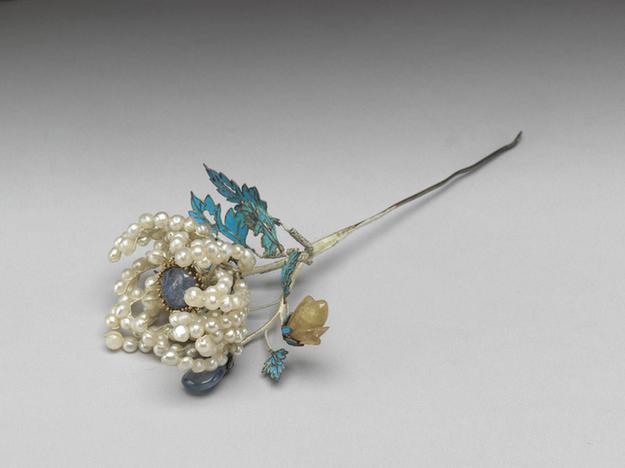 银镀金点翠嵌珠宝菊花簪