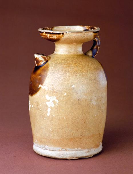 长沙窑青釉褐斑壶