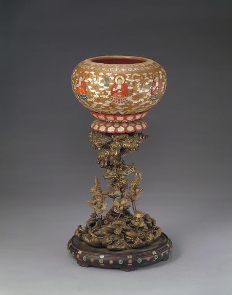 黄漆嵌螺钿七佛钵